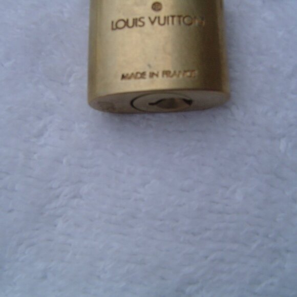 AUTHENTIC LOUIS VUITTON GOLD PADLOCK WITH KEY #307 - Picture 11 of 13